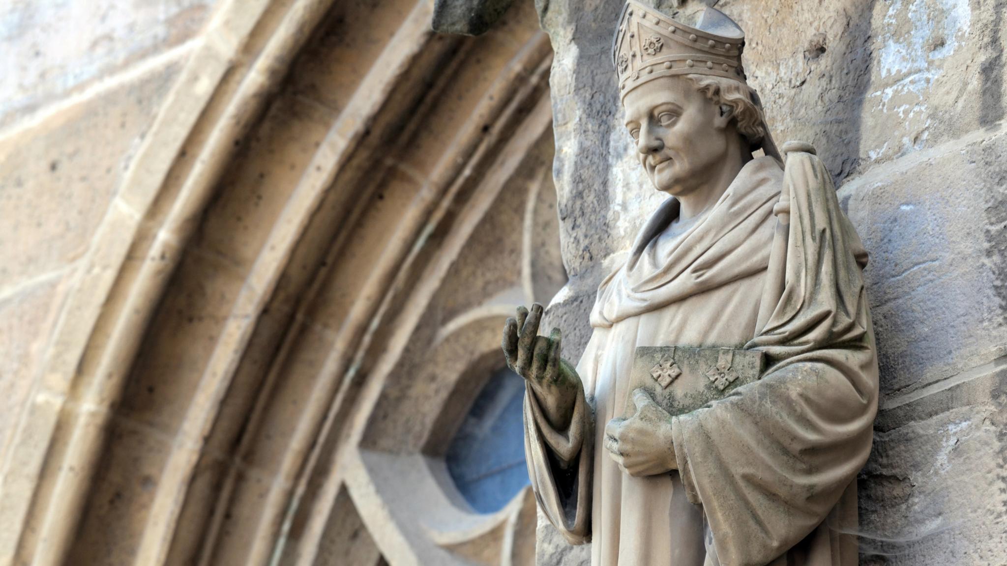 Skulpur des Heiligen Bischof Martin von Tours