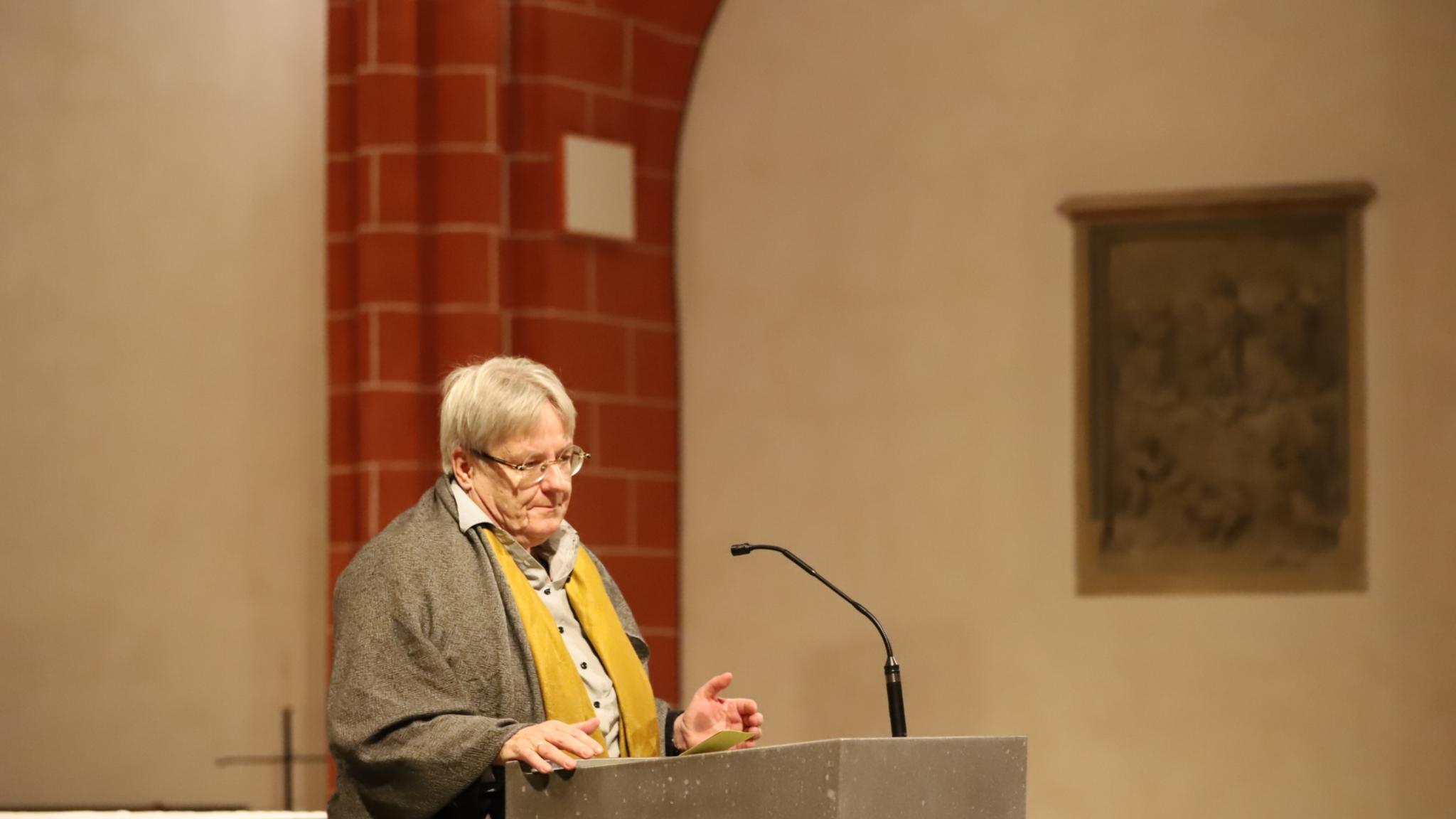 Prof. Dr. Barbara Welzel referierte zum Thema 'Kirchen als Ort der Erinnerung'